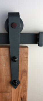 Parkwood Track - Medieval Black